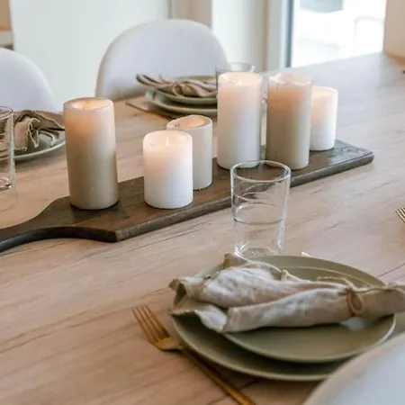 Juan - Stijlvol Met Uitzicht Op De Kaai Apartman