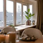 Juan - Stijlvol Met Uitzicht Op De Kaai Apartamento *